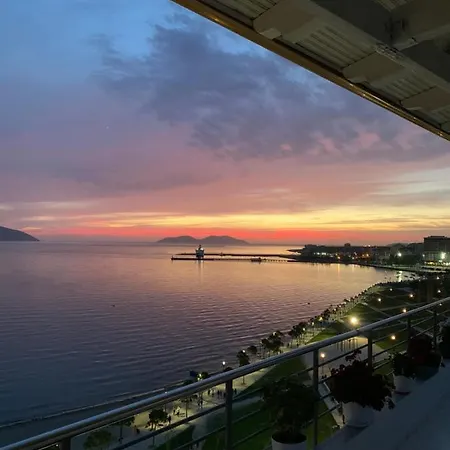 Sea La Vie アパート Vlorë